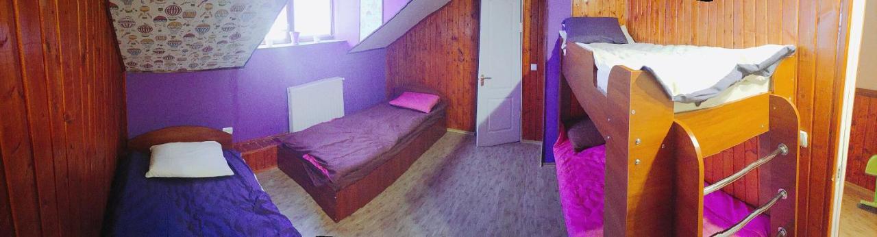 Hostel Vokzal Mukatjeve Exteriör bild